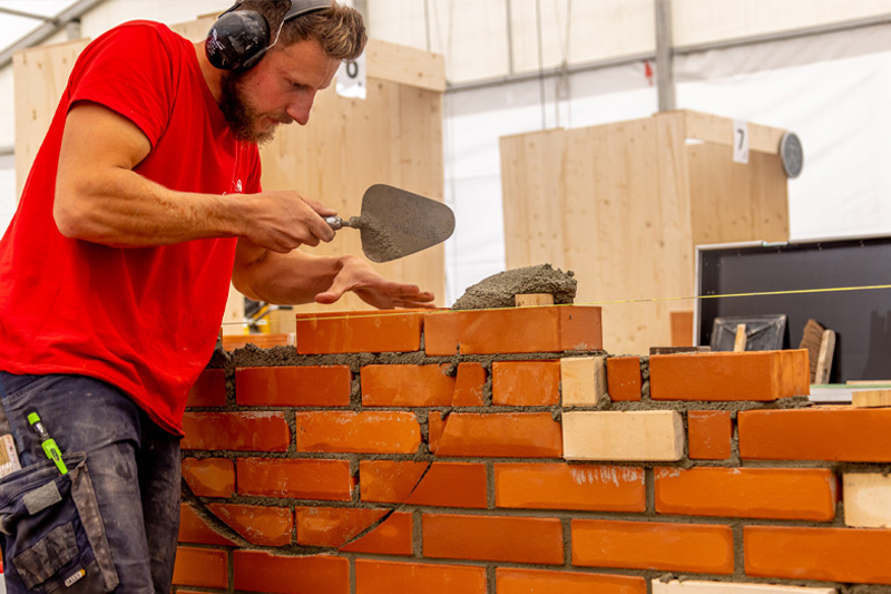 Cover for bricklayers' tools